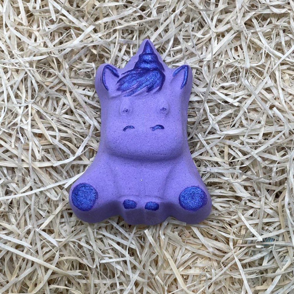 Bath bomb - Our unique unicorn bath bomb looks amazing in the water and smells incredible