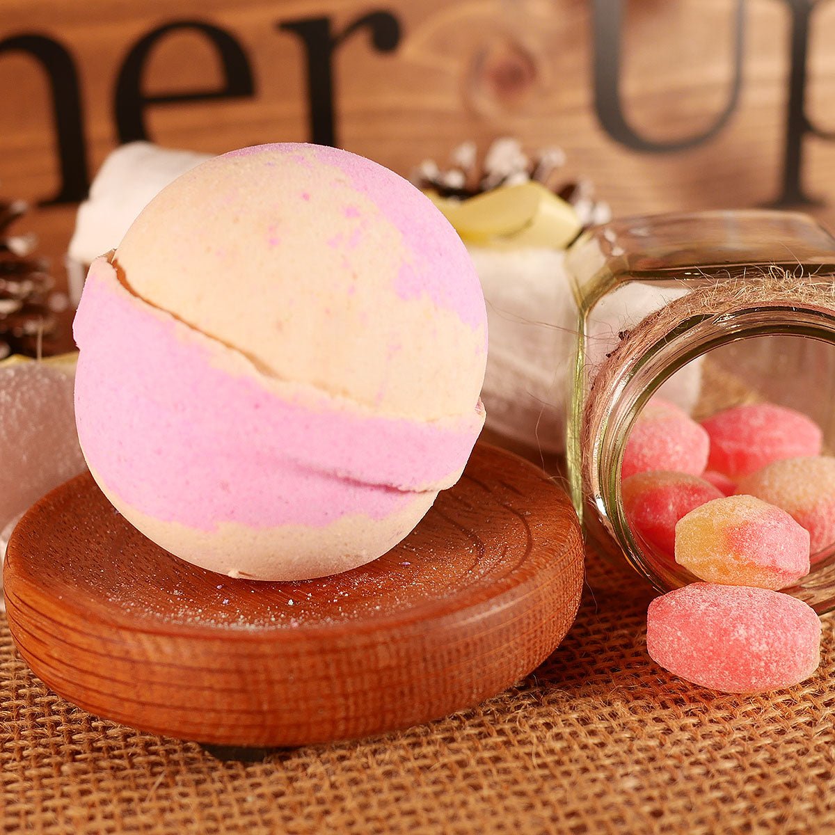 Rhubarb And Custard Bath Bomb 4oz Lather Up UK